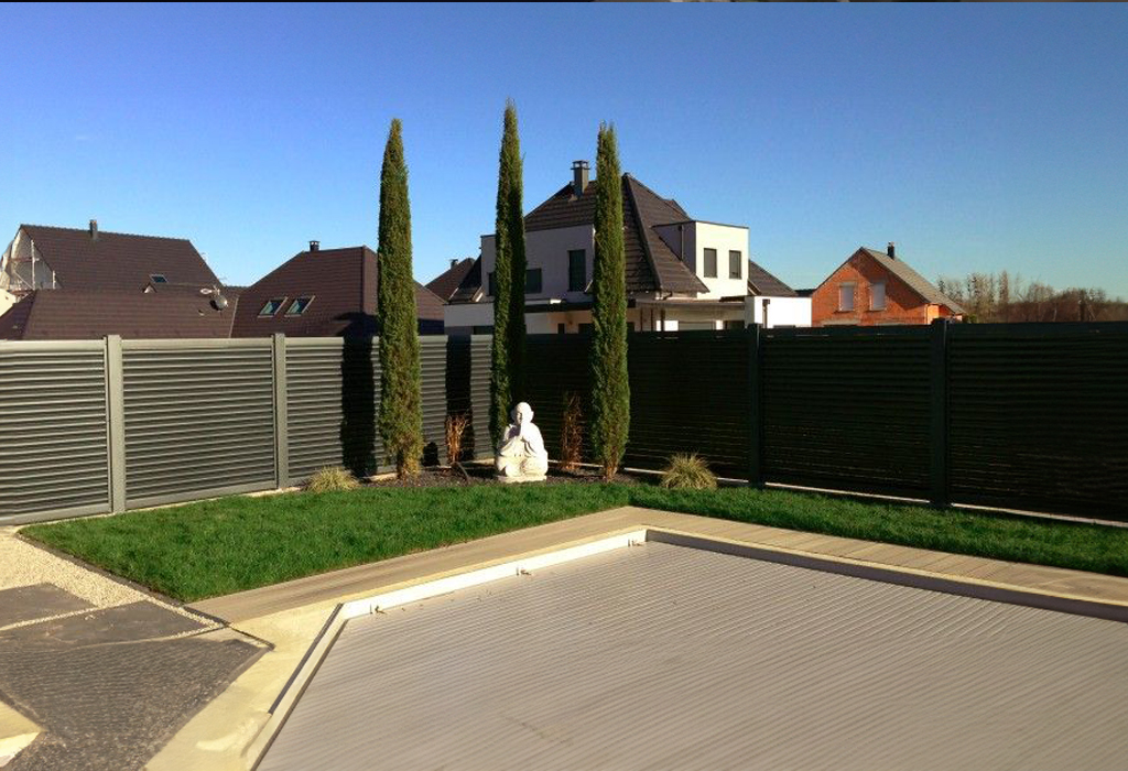 Clôtures brise-vue piscine